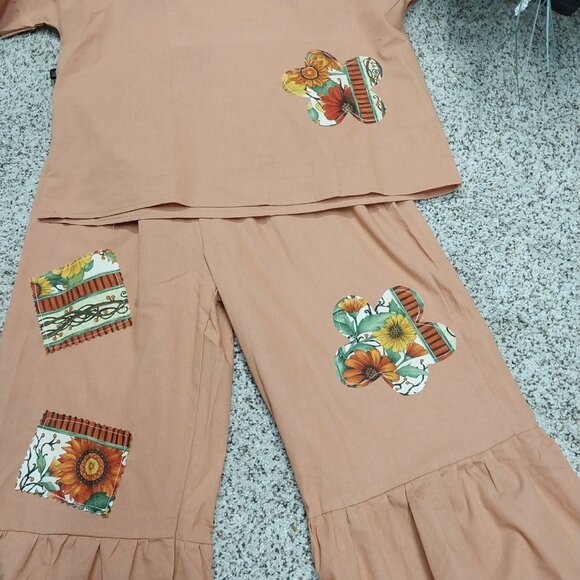 3678 Size Medium Two Piece Upcycled Rust and Gold with Applique Pant Set. - Picture 3 of 8